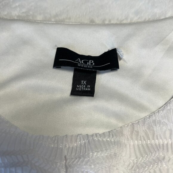 AGB Woman White Elastic front bottom SZ  1X  3/4 Sleeves/Lace Trim, Lined - Picture 5 of 11